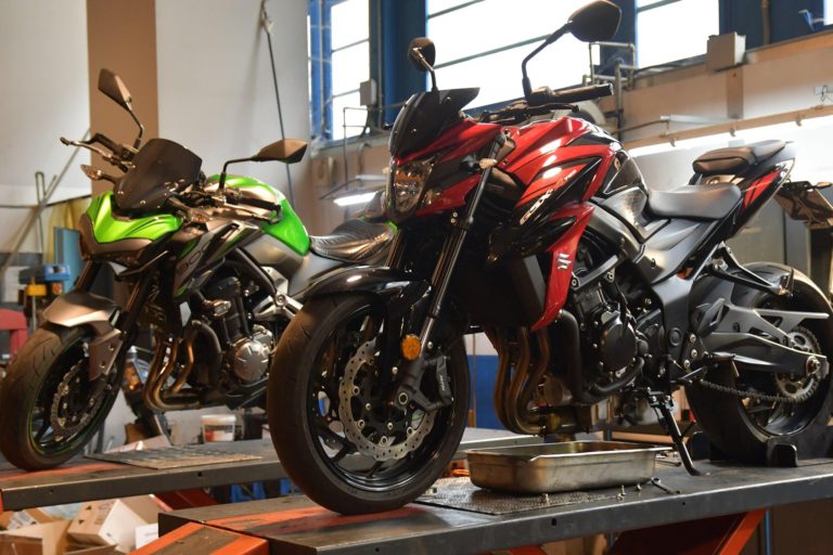 assistenza moto e scooter milano - officina moto milano - officina scooter milano -bikezone milano