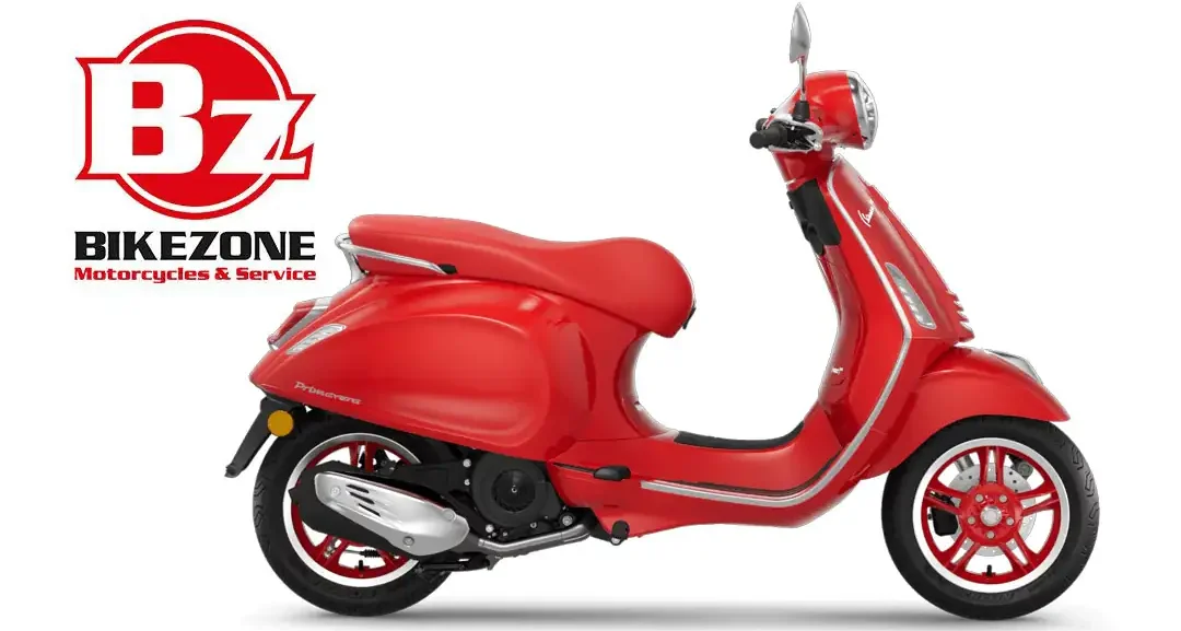 Vespa 125 red Milano