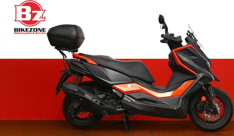 Scooter Kymco DTX 360 usato vista laterale grigio nero